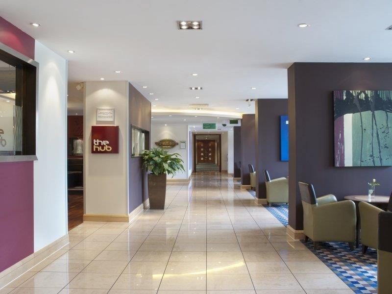 Holiday Inn London - Gatwick Airport, An Ihg Hotel Horley Interieur foto